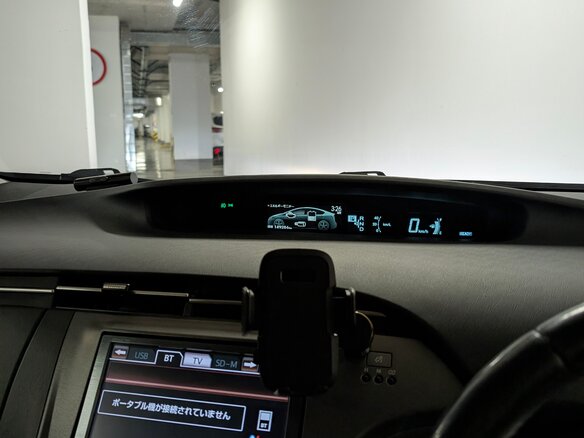 2013 Toyota Prius III Рестайлинг (XW30), белый, 1520000 рублей - вид 7