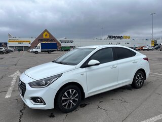 2018 Hyundai Solaris II, белый, 1200000 рублей, вид 1