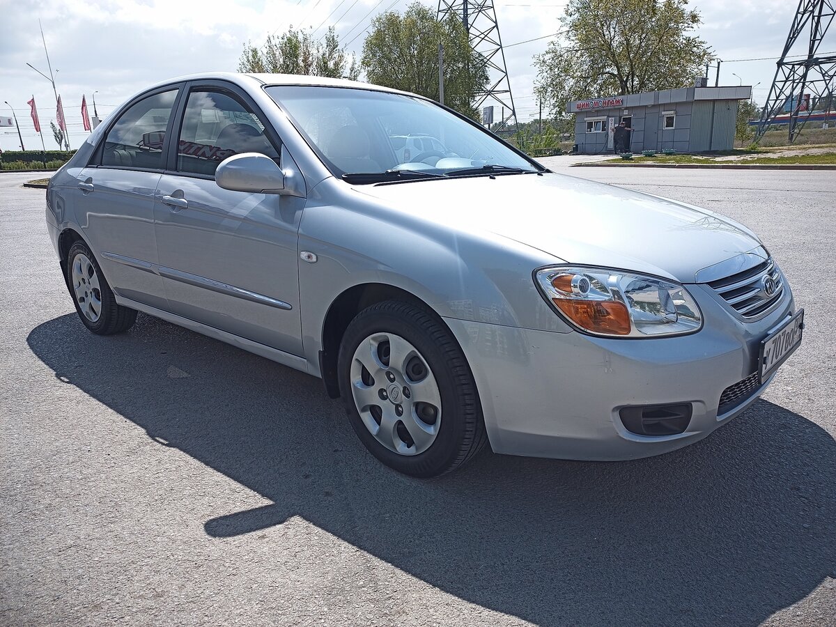 Купить б/у Kia Cerato I Рестайлинг 1.6 MT (122 л.с.) бензин механика в ...