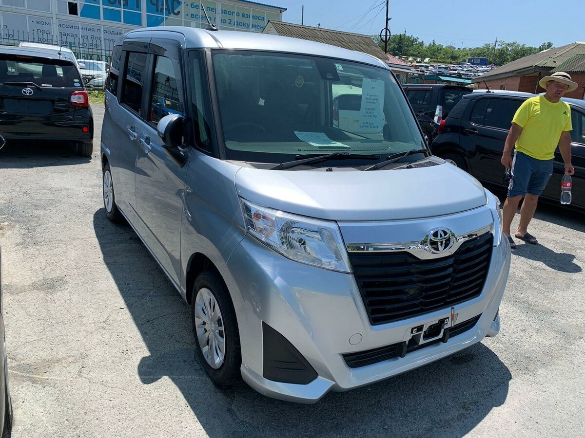 Toyota roomy 2008