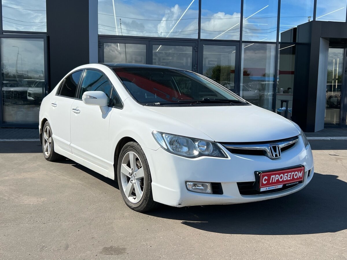 Купить б/у Honda Civic VIII Рестайлинг 1.8 AT (140 л.с.) бензин автомат ...