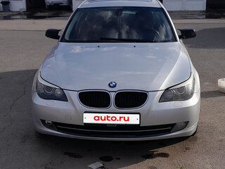 2008 BMW 5 серии 528xi V (E60/E61) Рестайлинг, серебристый, 1400000 рублей, вид 1
