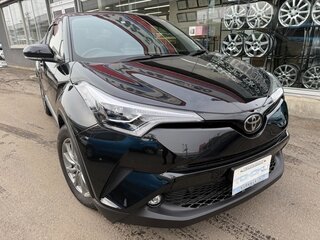 2019 Toyota C-HR I, чёрный, 1633000 рублей, вид 1
