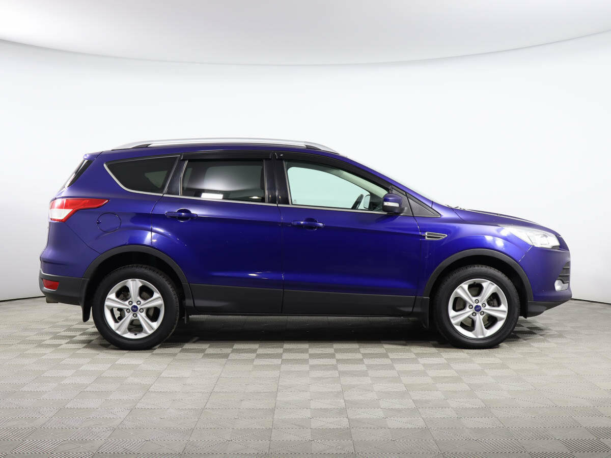 Ford Kuga 2015 синий