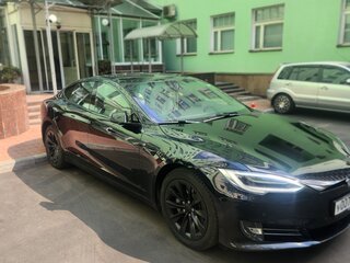 2018 Tesla Model S 75D I Рестайлинг, чёрный, 2800000 рублей, вид 4