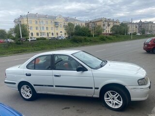 1999 Nissan Sunny B15, белый, 270000 рублей, вид 1