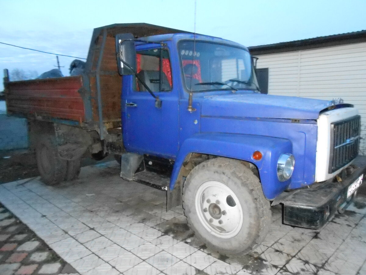 ГАЗ 3307 самосвал 1993г