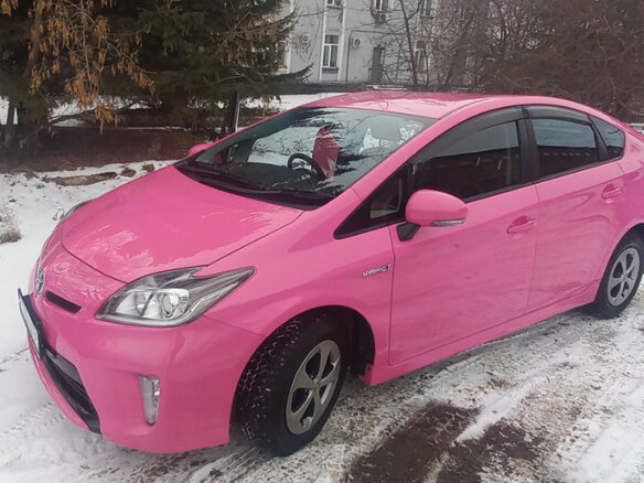 2014 Toyota Prius III Рестайлинг (XW30), розовый, 1250000 рублей - вид 15