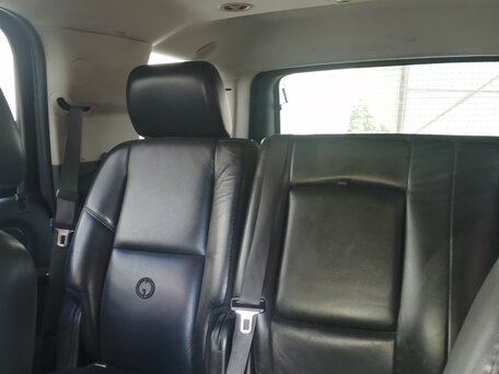 Cadillac Escalade III 6.2 AT 409 . 4WD III 5 2007 1 400 000