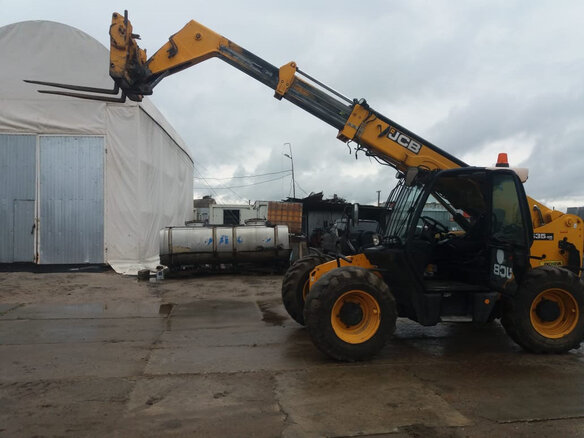 2014 JCB 535-95, жёлтый - вид 3