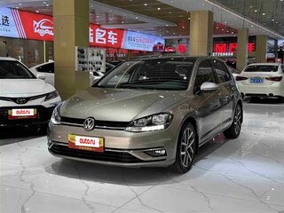 2020 Volkswagen Golf VII Рестайлинг, бежевый, 1499290 рублей, вид 1