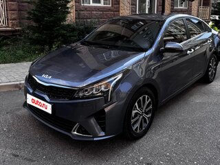 2021 Kia Rio IV Рестайлинг, серый, 1730000 рублей, вид 1