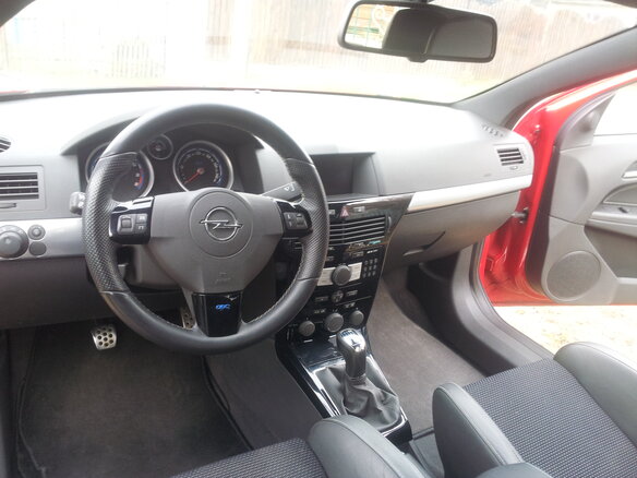 2007 Opel Astra OPC H, красный - вид 1