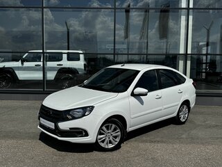 2021 Lada (ВАЗ) Granta I Рестайлинг, белый, 970000 рублей, вид 1