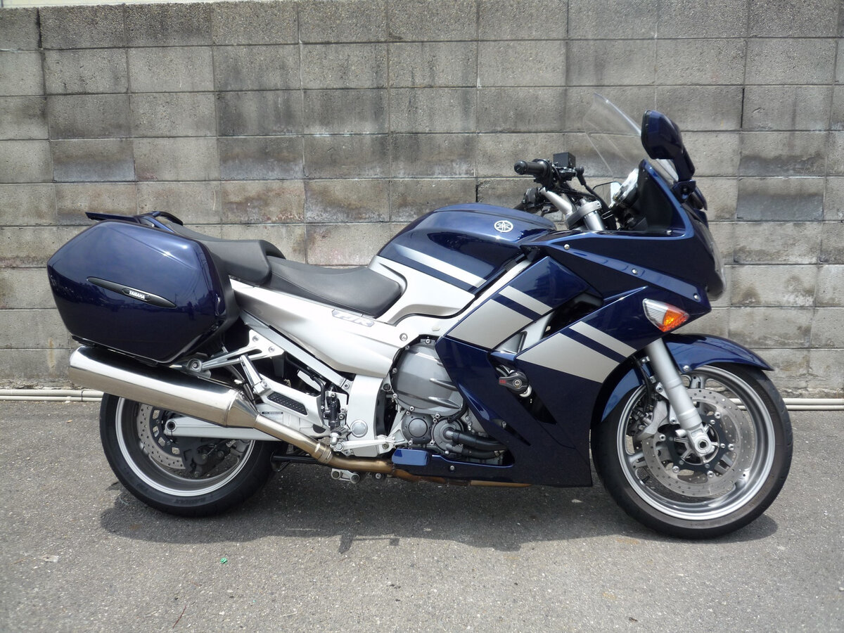 Yamaha FJR 1300 синий