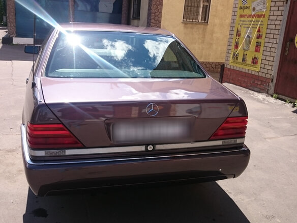 1992 Mercedes-Benz S-Класс 400 III (W140), коричневый