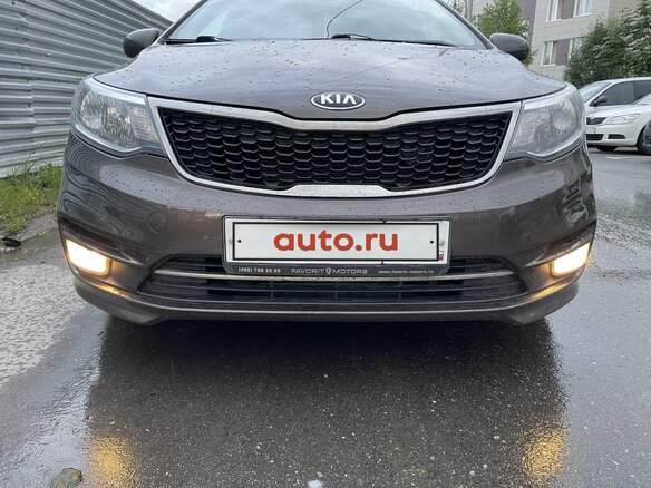 Купить б/у Kia Rio III Рестайлинг 1.6 AT (123 л.с.) бензин автомат в ...