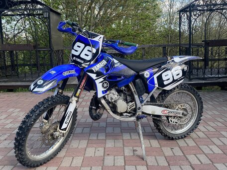 Yamaha YZ125 6 2010 ID 1123452364