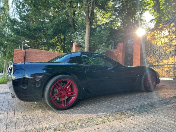 2001 Chevrolet Corvette C5, чёрный - вид 14