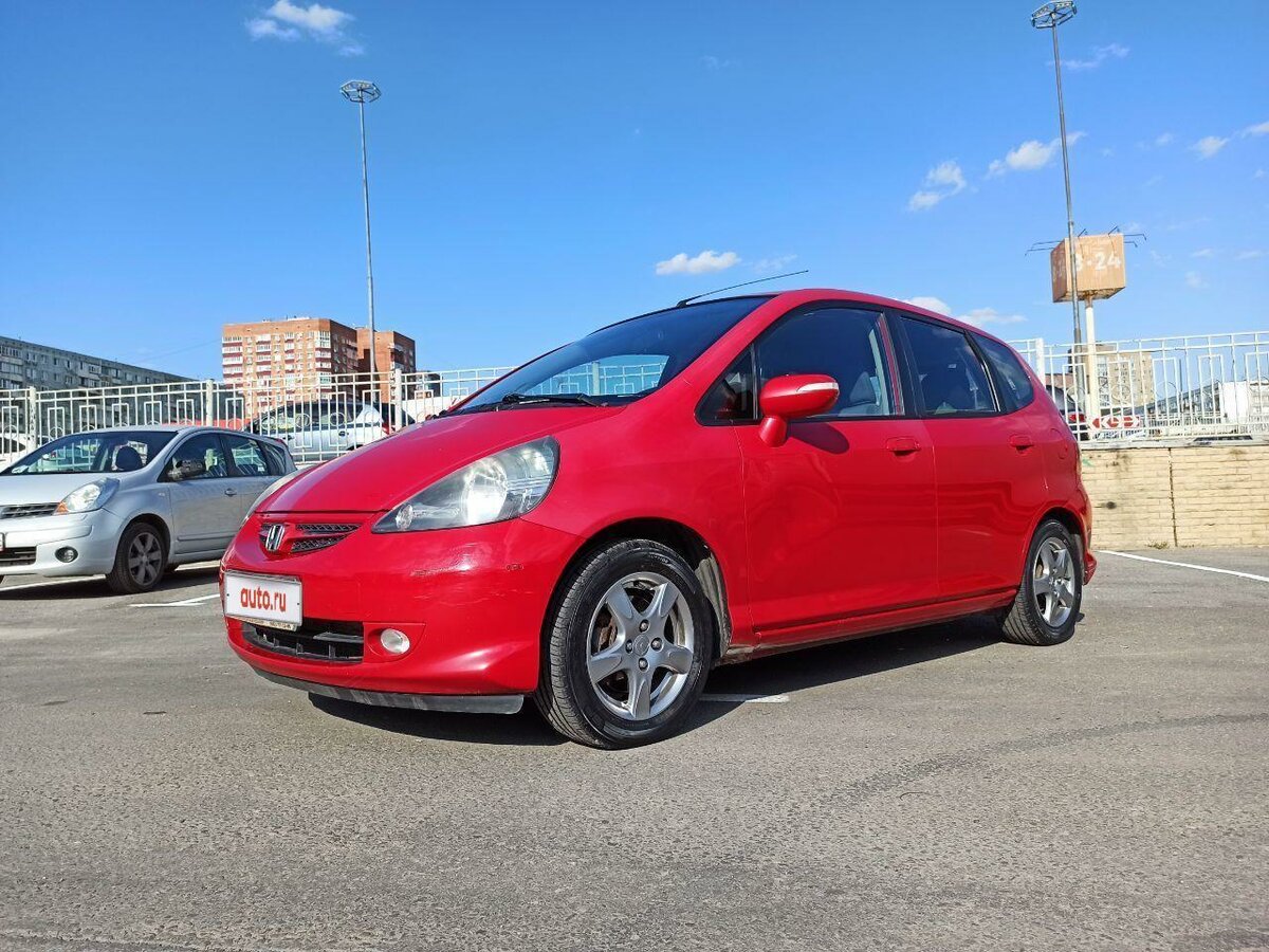 Honda Jazz 2008 красная