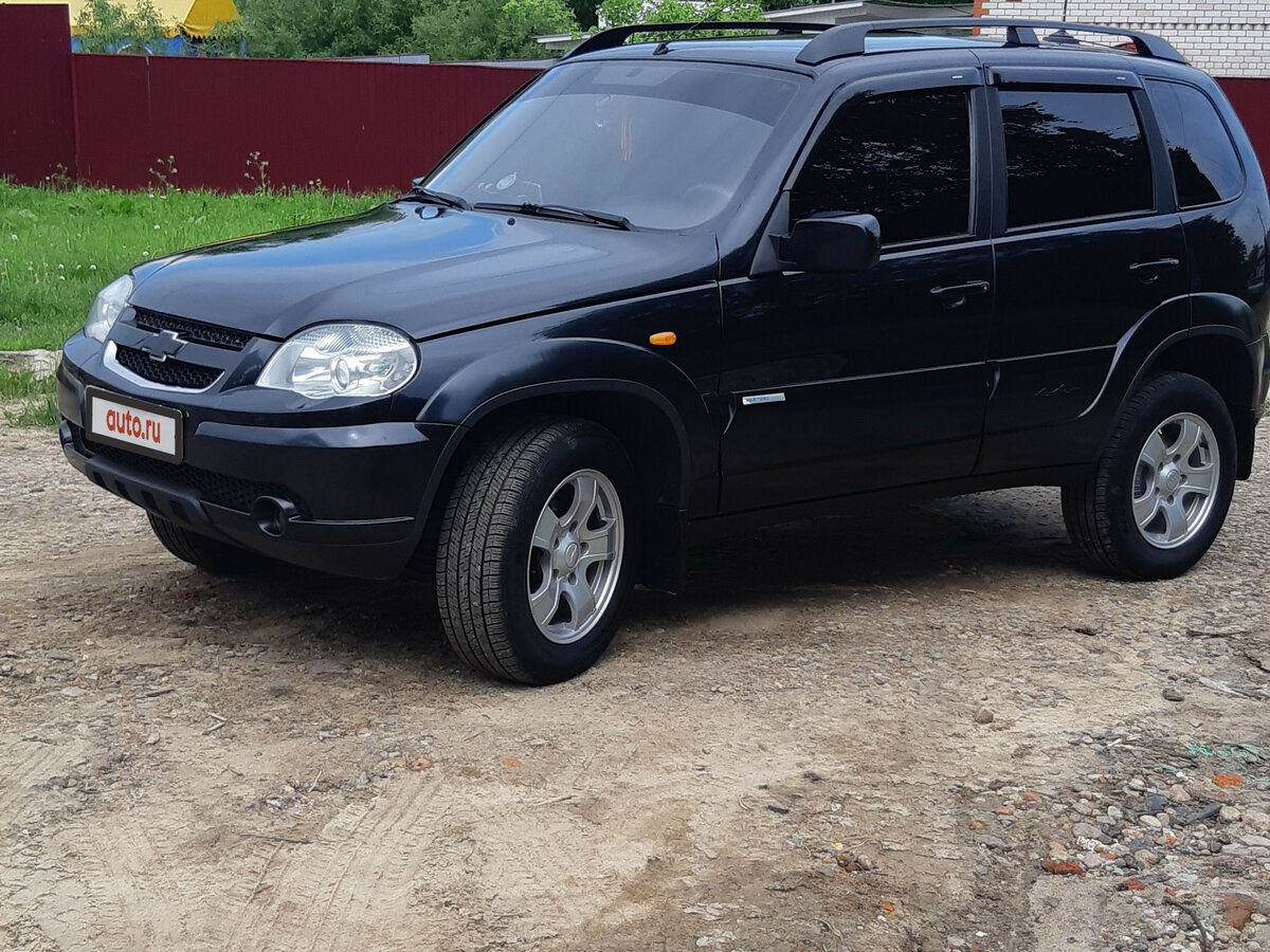 Нива шевроле черная фото Подумываю о продаже, грущу Chevrolet Niva GLX, 2 л, 2018 года продажа машины D