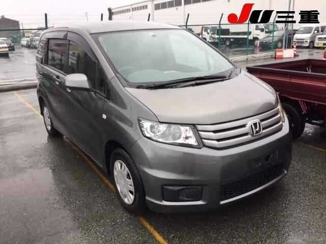 Honda Freed Spike, 2013