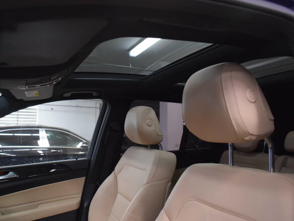 2016 Mercedes-Benz GLE 400 I (W166), синий, 3700000 рублей - вид 15