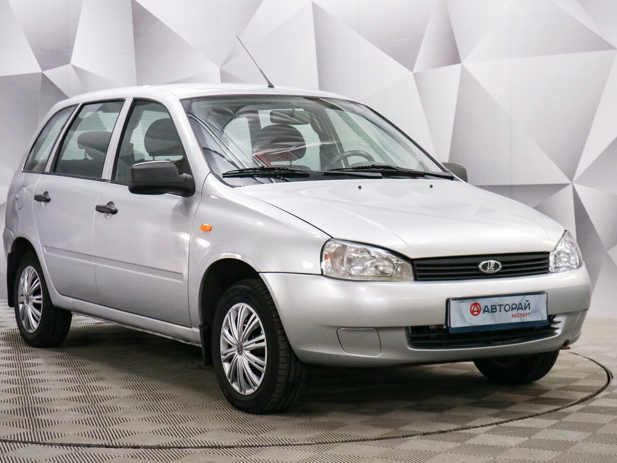 Купить б/у Lada (ВАЗ) Kalina I 1.4 MT (89 л.с.) бензин механика в Москве: пурпур