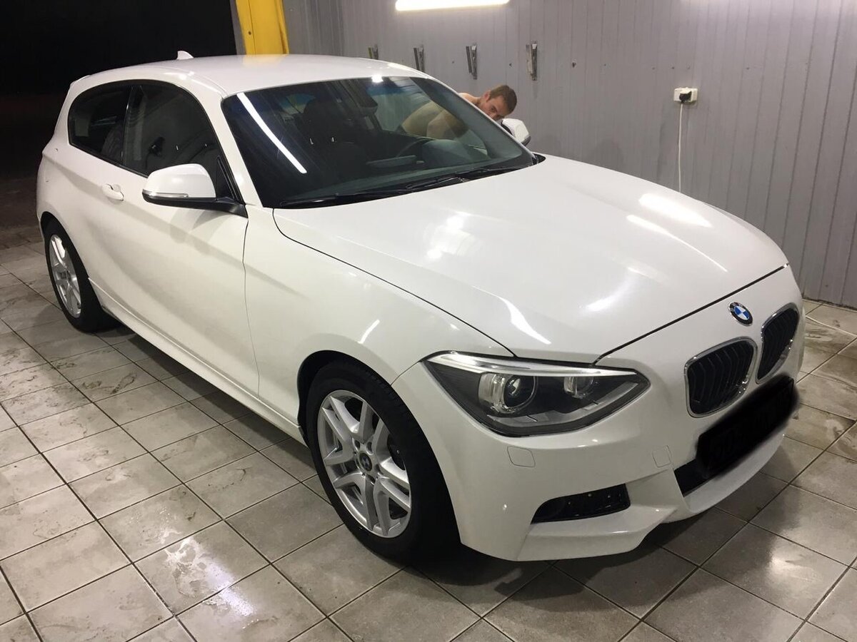 Купить б/у BMW 1 серии II (F20/F21) 116i 1.6 AT (136 л.с