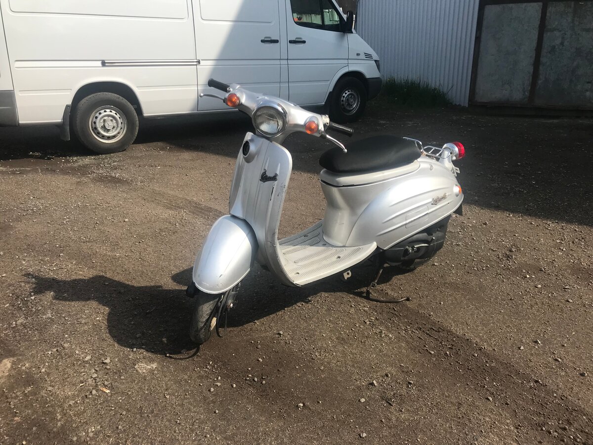Скутер verde suzuki