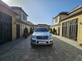 2004 Toyota Land Cruiser Prado 4-speed 120 Series, серебристый, 1350000 рублей, вид 5