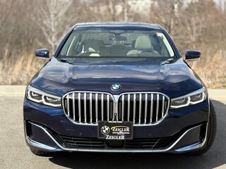 2022 BMW 7 серии Long 740Li xDrive VI (G11/G12) Рестайлинг, голубой, 6140101 рублей, вид 1