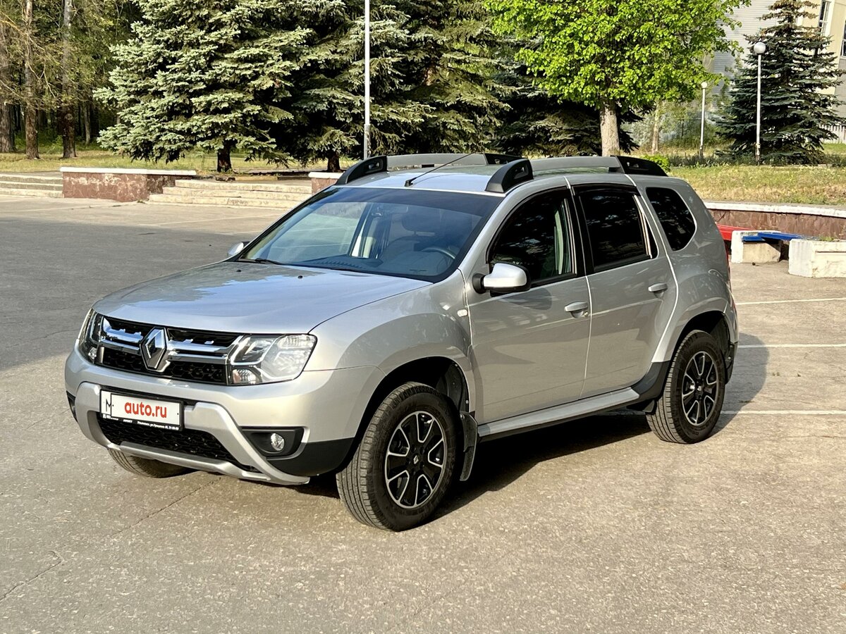 Купить б/у Renault Duster I Рестайлинг 2.0 MT (143 л.с.) 4WD бензин ...