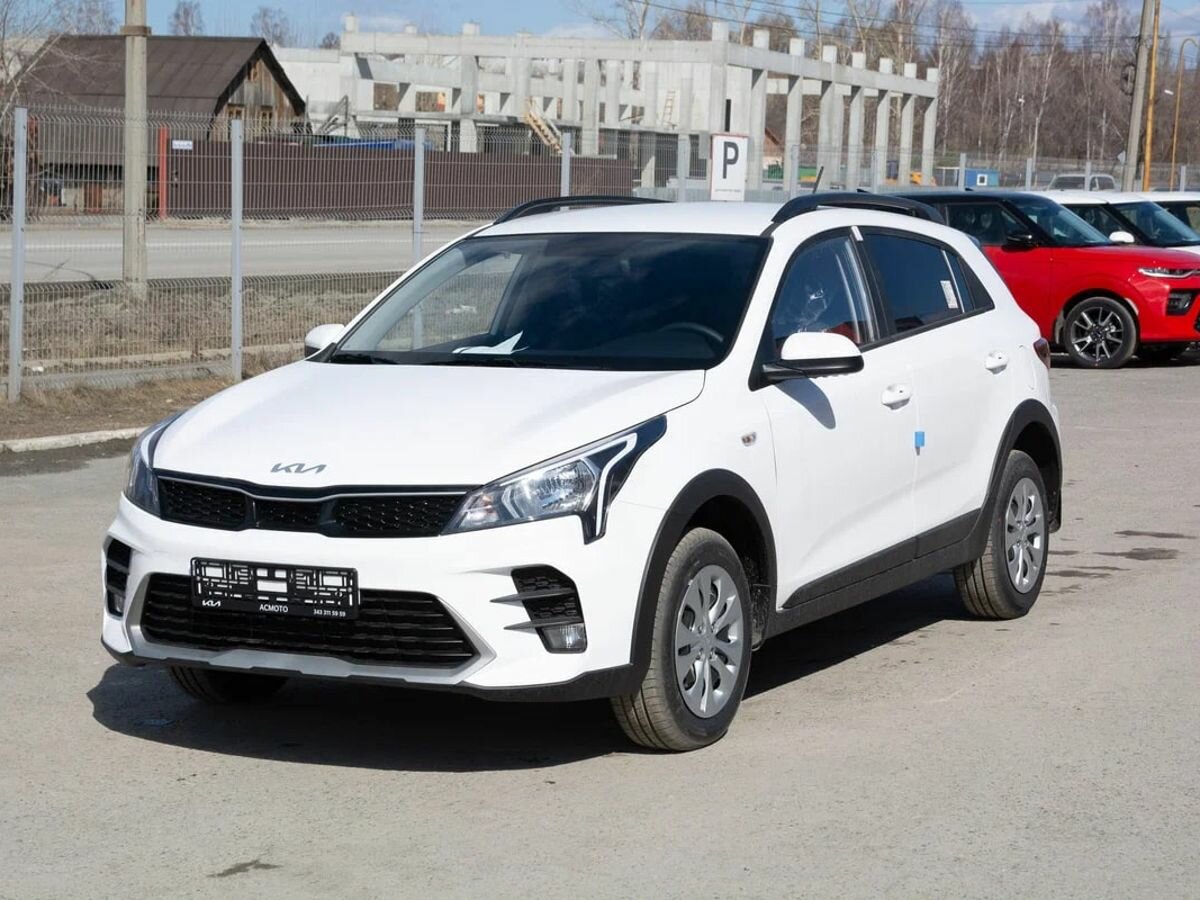 Купить б/у Kia Rio IV Рестайлинг X 1.6 AT (123 л.с.) бензин автомат в ...