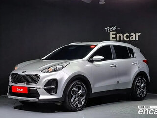 2020 Kia Sportage IV Рестайлинг, серебристый, 1620000 рублей, вид 1