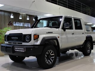 2024 Toyota Land Cruiser 79 70 Series Рестайлинг 2, белый, 8985000 рублей, вид 1