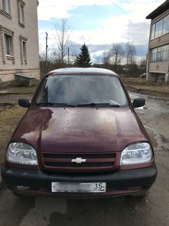 Chevrolet niva 2004