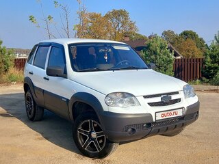 2015 Chevrolet Niva I Рестайлинг, белый, 580000 рублей, вид 1