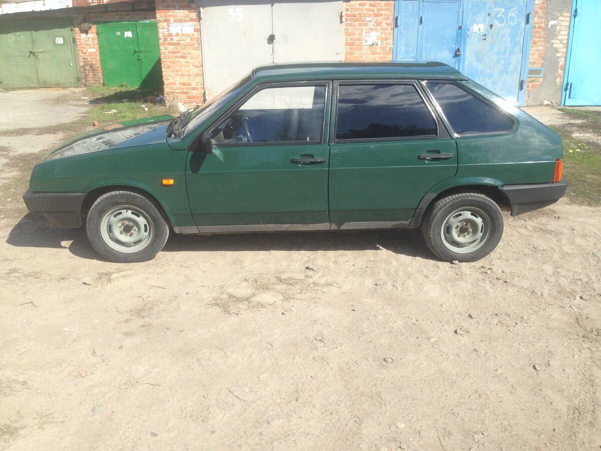 ВАЗ 2109 зеленая