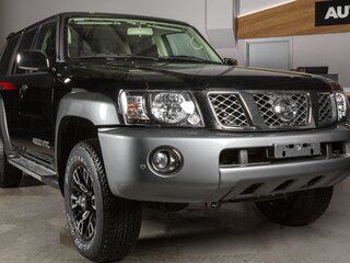 2024 Nissan Patrol V (Y61) Рестайлинг, чёрный, 12998000 рублей, вид 2