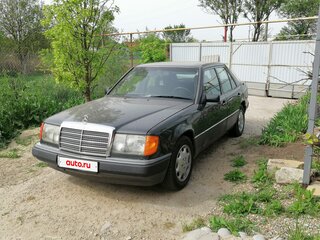 1991 Mercedes-Benz W124 260, чёрный, 850000 рублей, вид 1