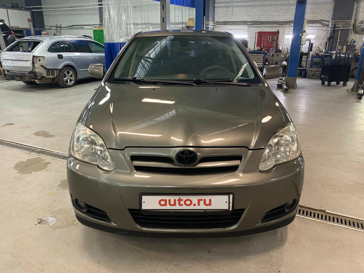Toyota corolla e120 хэтчбек