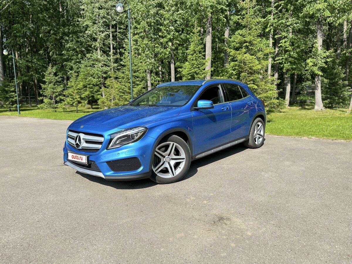 Купить б/у Mercedes-Benz GLA I (X156) 250 2.0 AMT (211 л.с.) 4WD бензин ...