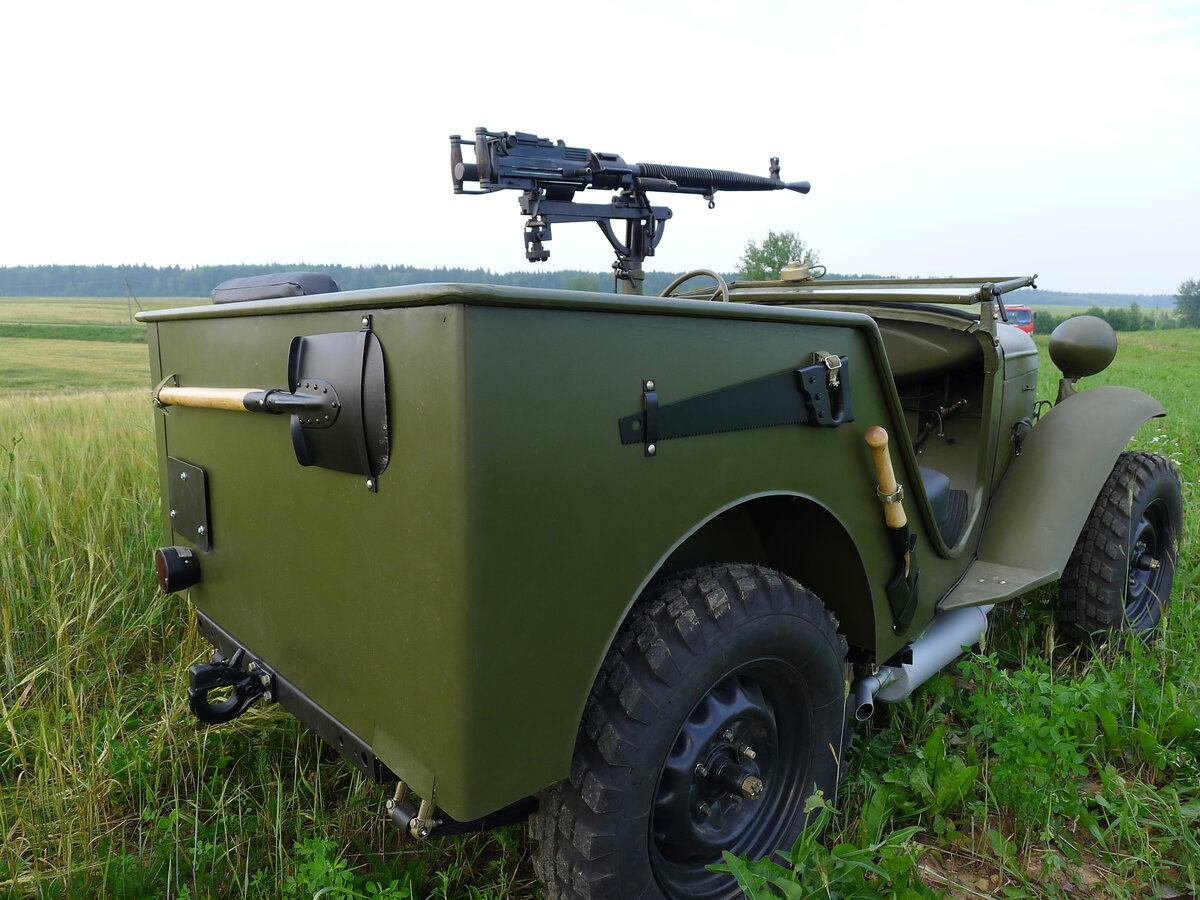 Машина газ 64