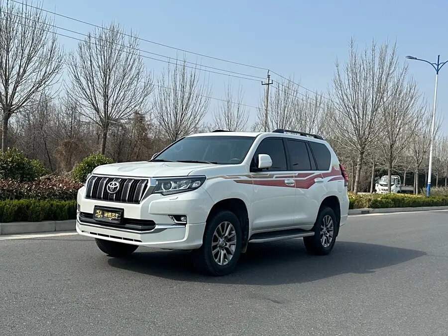Toyota Land Cruiser 300: Legenda yang Berevolusi