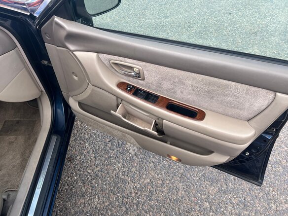 Купить б/у Toyota Pronard 2000-2004 3.0 AT (215 л.с.) бензин автомат в ...