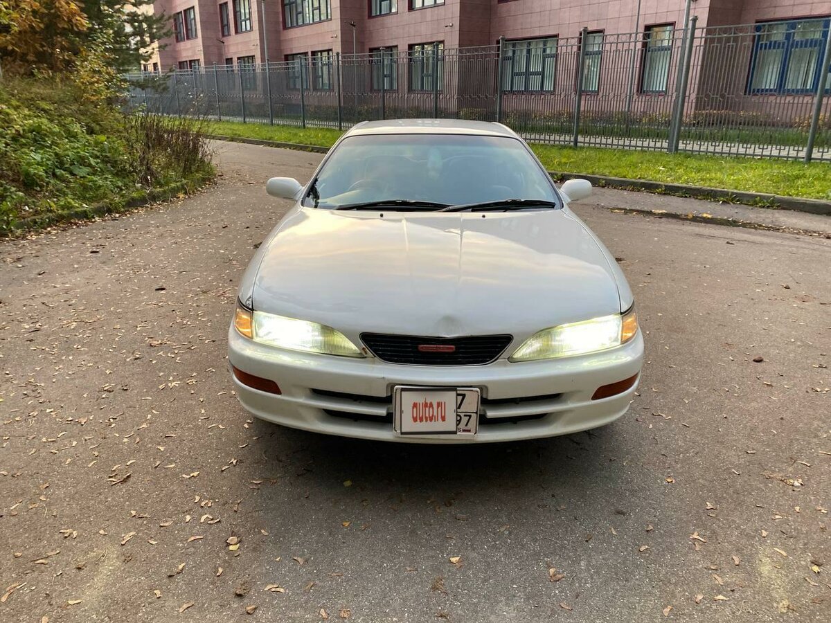 Тойота Карина ed t200