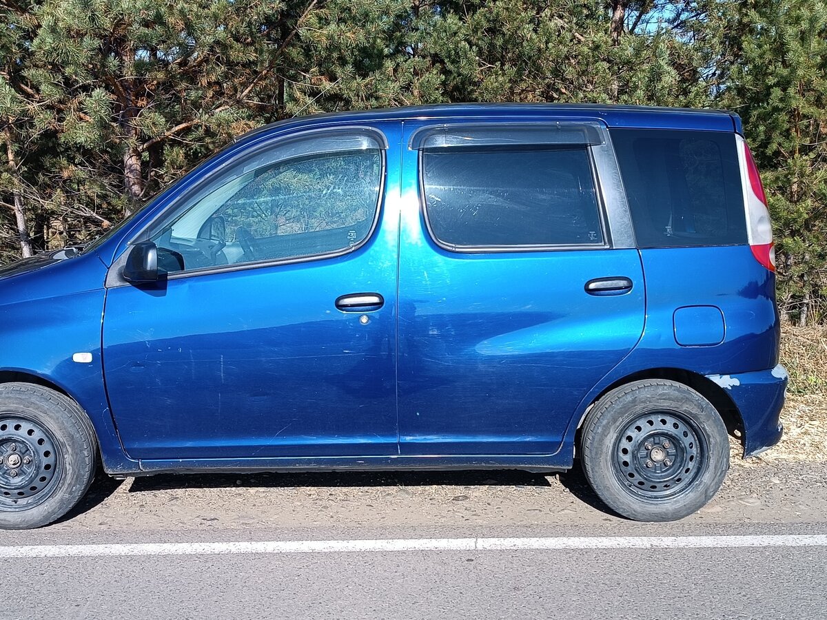 Купить б/у Toyota FunCargo 1999-2005 1.3 AT (88 л.с.) бензин автомат в ...
