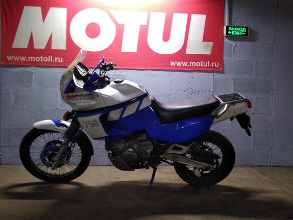 1990 Yamaha XTZ750 Super Tenere, синий - вид 2