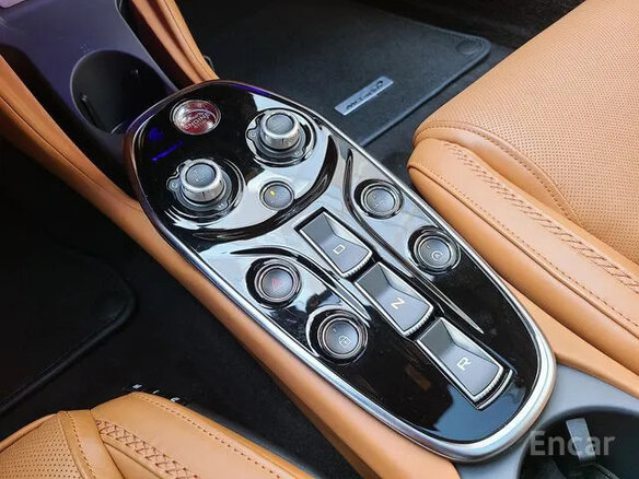 Купить б/у McLaren GT 2019-2024 4.0 AMT (620 л.с.) бензин робот в ...